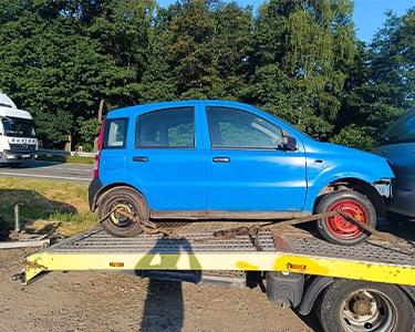 Zapewniamy darmowy transport lawetą na terenie Mikołowa dla pojazdów przeznaczonych do złomowania. Dojeżdżamy szybko i odbieramy auta w dogodnym terminie.