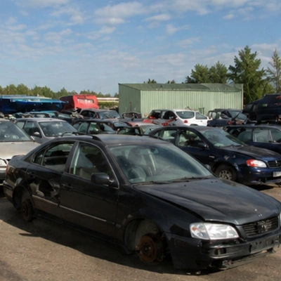 Ekologiczny recykling samochodów i przygotowanie pojazdów do odzysku